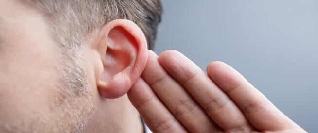 ما هي حالة العجز السمعي؟