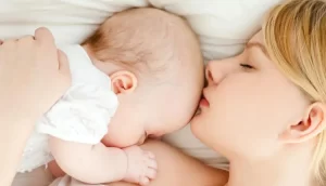ما سبب قلة اللبن عند الأم؟ وأهم فوائد الرضاعة الطبيعية للأم والطفل