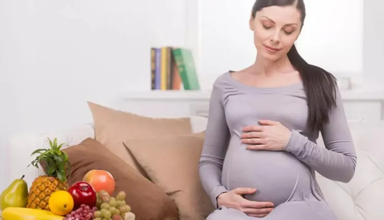 ماذا يحدث للجنين عند صيام الأم؟