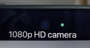 كاميرا الويب MacBook Air 2022 والصوت